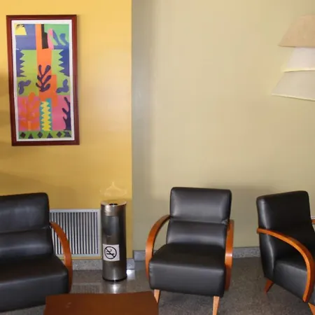 Athene Neos Hotell 3*